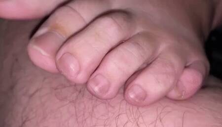 OVERLAPPED TOES AND SOLES - HD