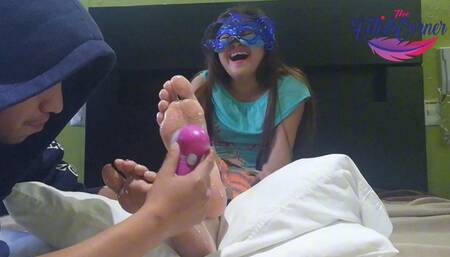 Cecy's Ticklish Soles WMV