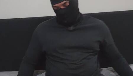 Size 10 Feet Footjob and 20 inch muscular calves cbt