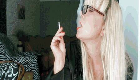 Enjoying a cigarette! WMV (1920x1080) FHD