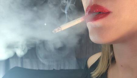 Close Up Smoking Eve 120 Menthol