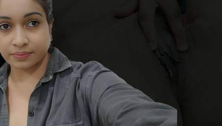 Indian Bhabhi Hug Ass Twerking Masturbation Pussy Pink