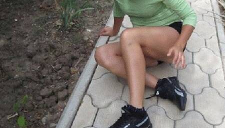 PAINFUL SPRAINS SNEAKERS Sp