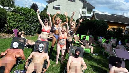 Neighborhood Sluts - Outdoor Bareback Gangbang
