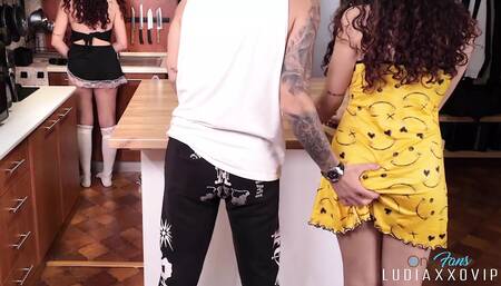 Daddy! Wtf?! The Maid Is Watching!