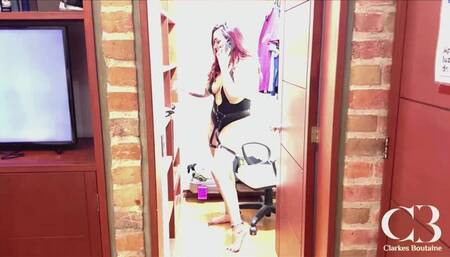 COLOMBIANS EMMA AND FEMDOM CHRISTY GIRL-GIRL CHEATING CUCKOLDING 3