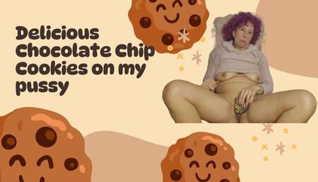 Chocolate cookie on my pussy