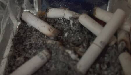 Anna Sparkle smoke, show cig buts, and 2 ash-tray Read description please