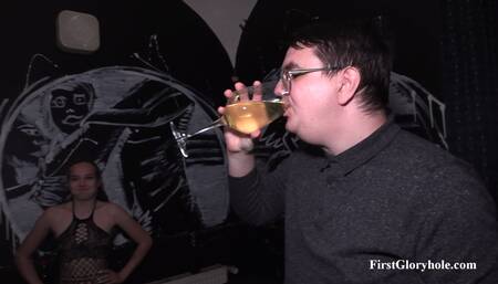 18 Year Old Chanell & Miulo - Making Homemade PeeLemonade