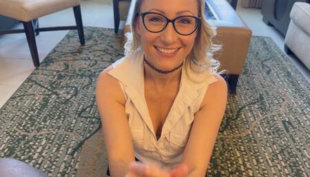 GETTING PLEASURE FROM A SECRETARYBOT