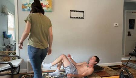 First time trampling by Eleanor (720)