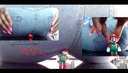 Tiny Neighbor Trampled In Denim Jeans And Ass Smothered Unaware