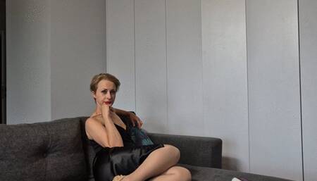 Two electrical dildos making me cum - part 1