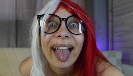 hiccups I can't stop playing with my playtongue and mouth and my panties on a camel toe in 4k