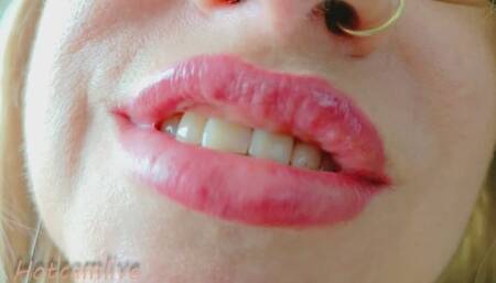 closeUpLips MatureMouth DirtyThoughts