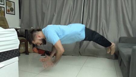 QUEEN RELEASING ALL WTWO BEAUTIFUL PRINCESSES DOMINATING THE SLAVE BEING MARKED WITH A LOT OF FACE AND FART PART 1 BY ISABELITA , NICOLLY ROMANOFE AND DANIEL SANTIAGO CAM FULL HD