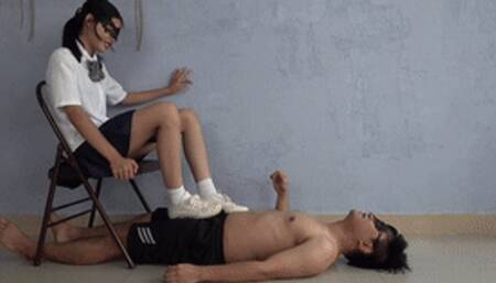 The East Goddess's dirty shoes and beautiful feet stomp on the teacher and shoejob