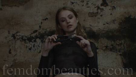 GODDESS VARVARA - LOOK AT MY FAVORITE TOOL