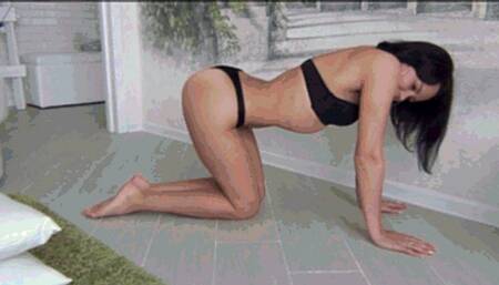 Slap and beat my stomach Bb