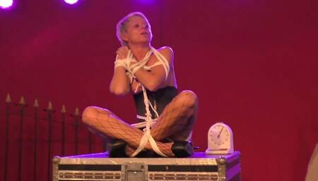 Lena King - Escape Challenge live from the Venus Stage - Full Clip mp4 HD