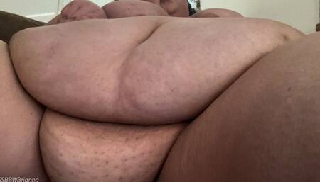 Fupa Jiggling, Heavy Breathing & Teasing you (Up-close Fupa video)