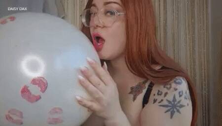 BBW Balloon Lipstick Application & Kisses