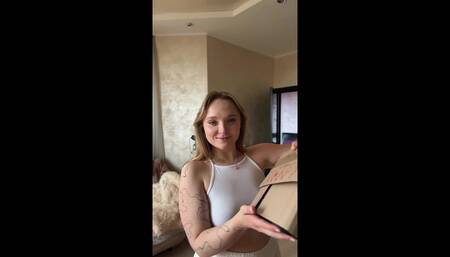 A cutie in sexy lingerie gets turned on by reading