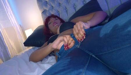 I PEE MY JEANS AND MY SHORTS