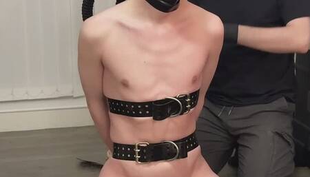 Naked twink on the bubbler bottle and edged