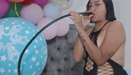 Sit blow to pop balloon 36 inch