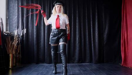 The Blonde Officer (HDTVWMV) – Juliette