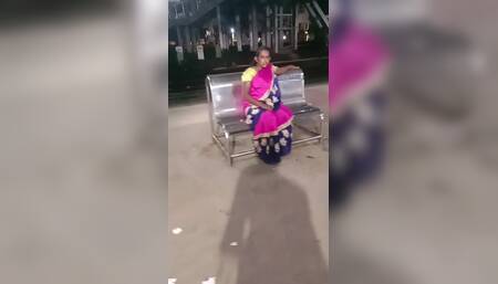 Desi GF BF unmarried Sex in OYO leaked MMS Xxx, Desi Village GF tight pussy fuck