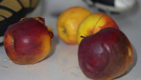 4K HD super-macro Foodcrush under Nike T90 Soccer cleats