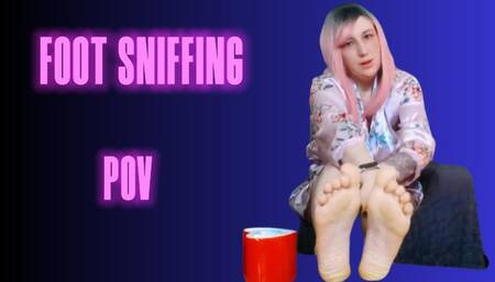 Longing for soles -Lady Angela nakes you sniff her feet with