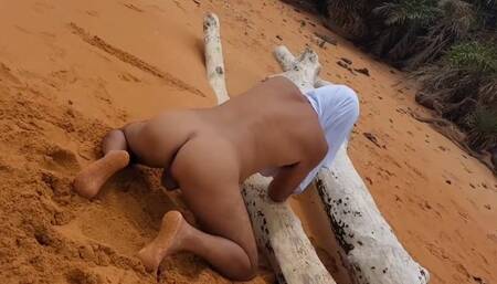 Ladysilva naked on the beach come fuck my hot ass