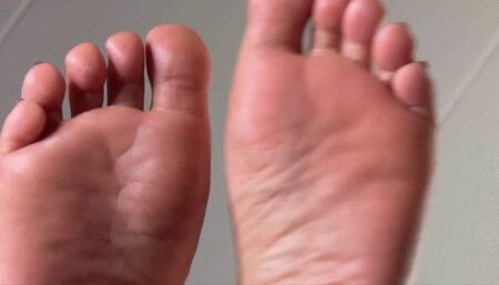 Pretty Toes & Oily Soles