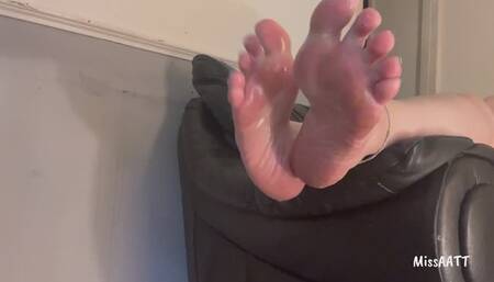 Sexy Oily Feet Tease