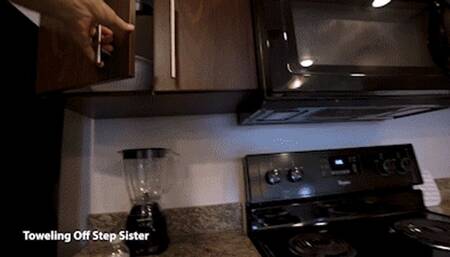 Sophia Locke - Multi MILFverse- Season 2 - Toweling Off Step Sister (HD-720p)