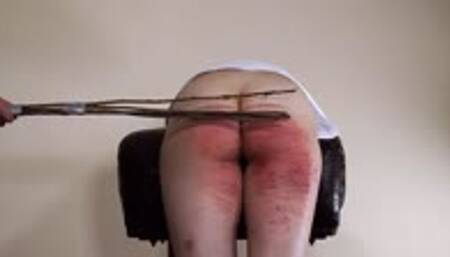 Detention with Miss Amber 4 - MP4