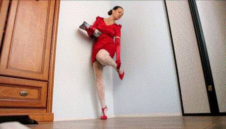 Professional teacher sprained her leg AVI