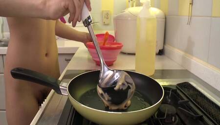 Kana Yume - Naked Housekeeper: Huge Squirt