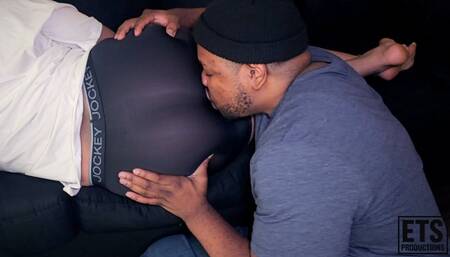 Fart Transaction – Sashamonae Gassy Face Farts In Shorts POV (Part 2)