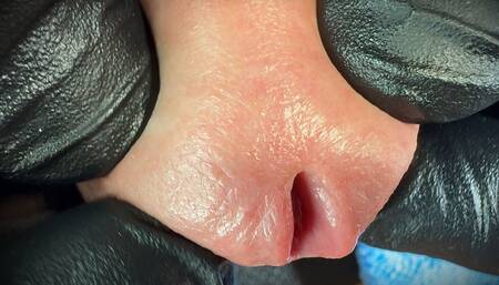 Big White Penis Squirts in Closeup