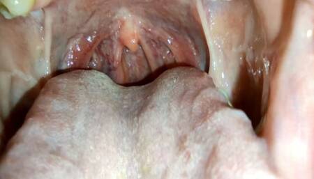 Mouth tour of lustful giantess