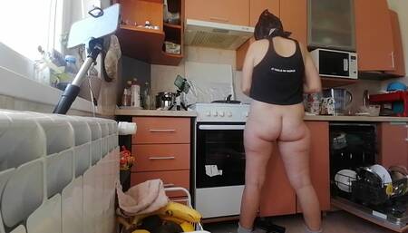 Sexy Mom Prepares Breakfast, Hairy Pussy, Big Tits. Sexy Woman Empties House