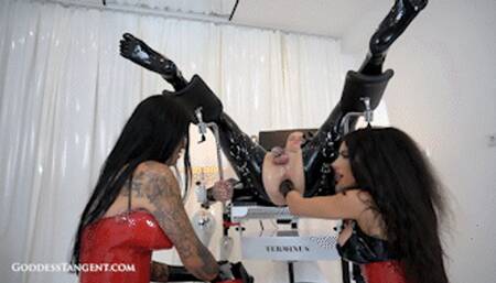 Fisting Fun with the Dominatrix Duo