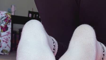 Watch me show off my dirty white socks to then remove them slowly to expose my soft pink soles I make sure to smother you in between my toes