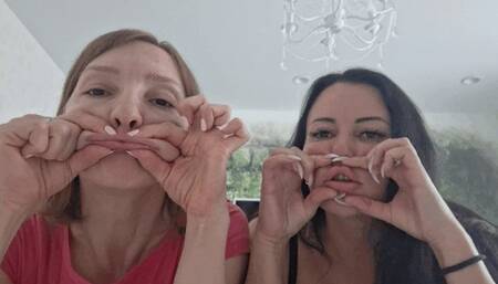 LIP STRETCHING AND BIG FISH LIPS TOGETHER c