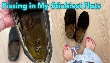 Filling My Shoes with PISS (HD)