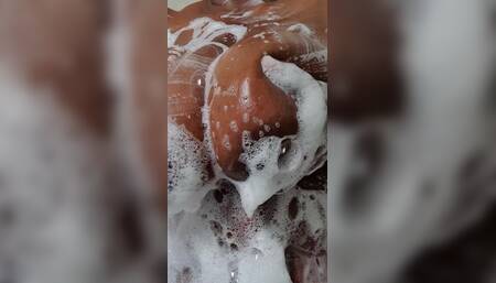 Ebony MILF Compilation - Big Boobs, Wet Pussy, Twerking & Bath Time Tease